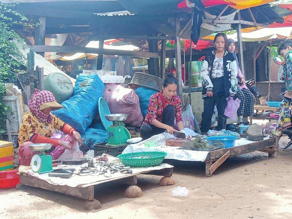Tonle Mekong Homestay Krong Kracheh Exterior foto